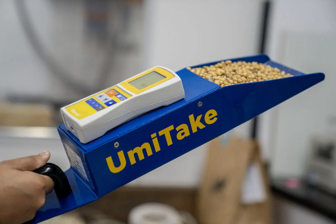 Medidor de Umidade de Grãos e Granulados Portátil - UmiTake